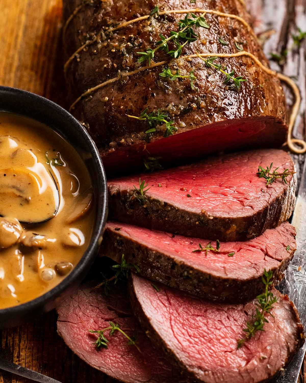 Beef tenderloin with creamy mushroom sauce