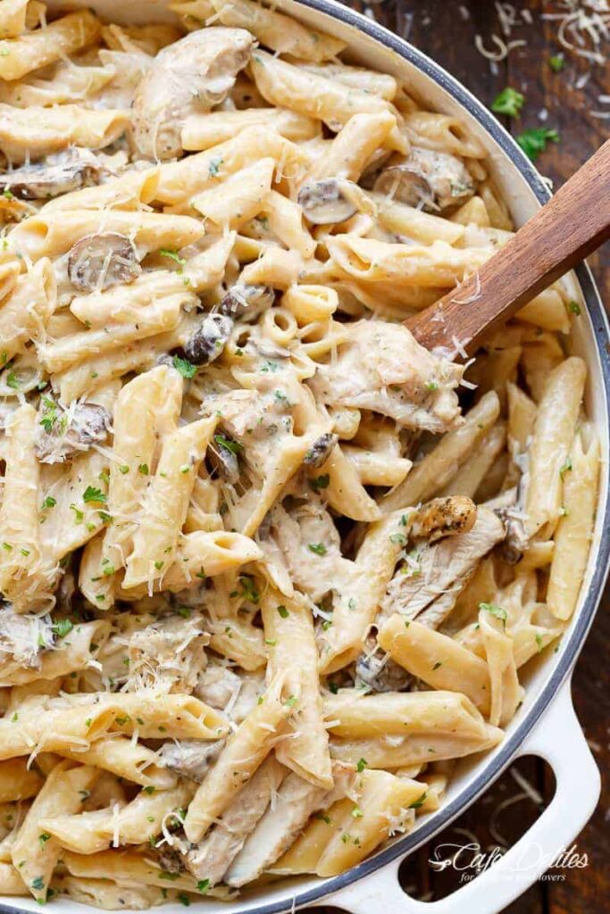 Creamy Mushroom Chicken Pasta (One-Pot)